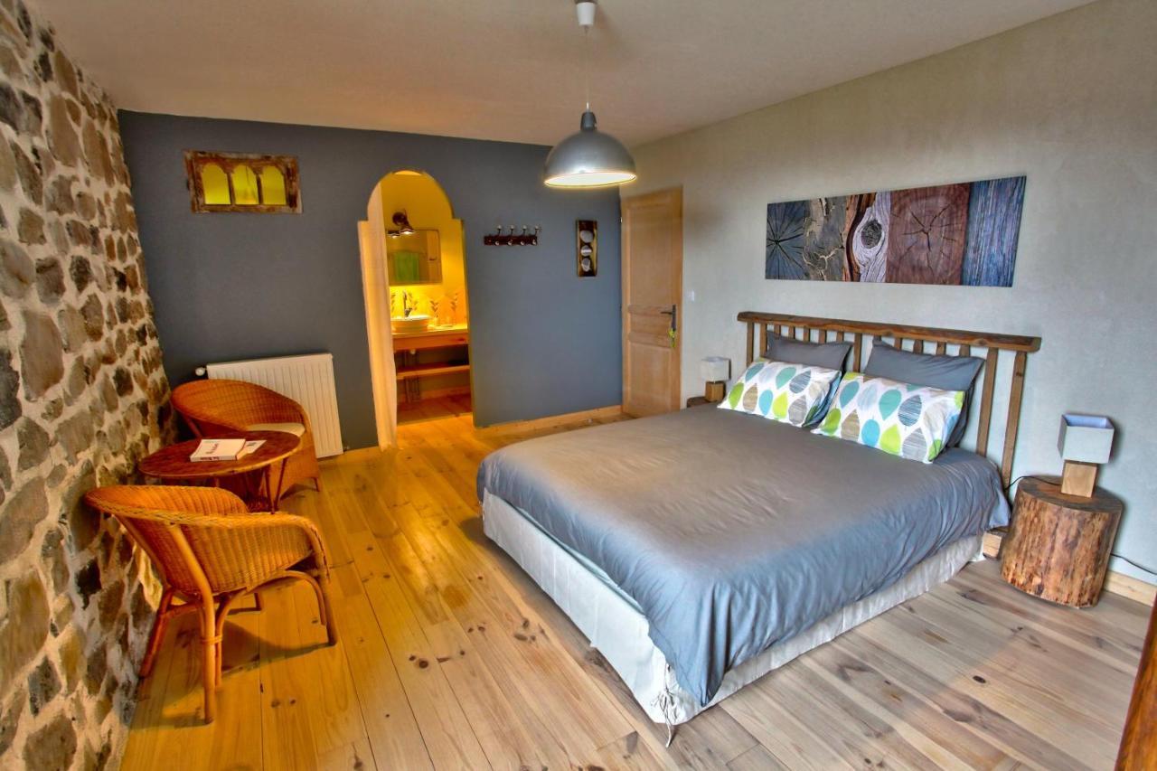 La Ferme De Madelonnet Bed & Breakfast Saint-Jeures ภายนอก รูปภาพ