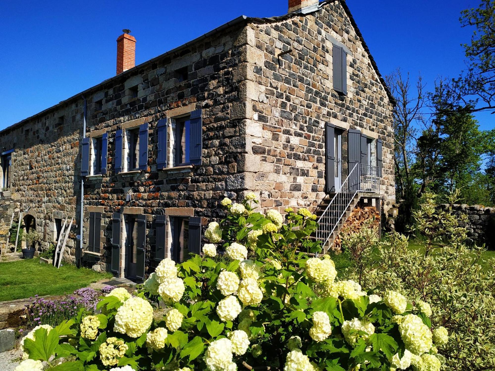 La Ferme De Madelonnet Bed & Breakfast Saint-Jeures ภายนอก รูปภาพ
